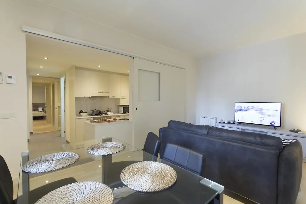 Apartament Bravissimo Cort Reial-2A Girona