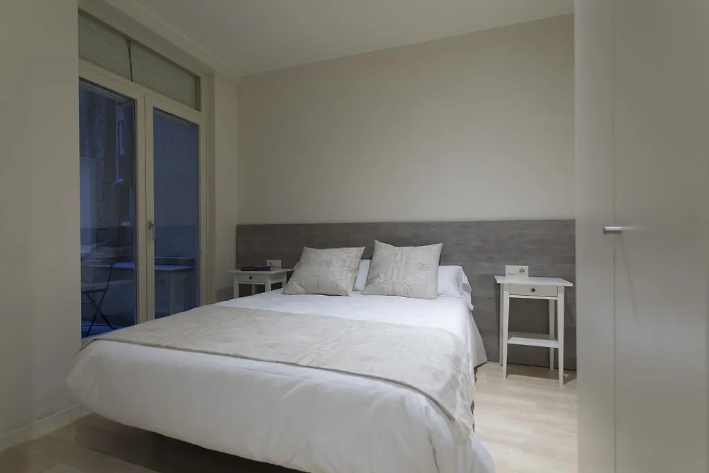 Apartament Bravissimo Cort Reial-2A Girona Hiszpania